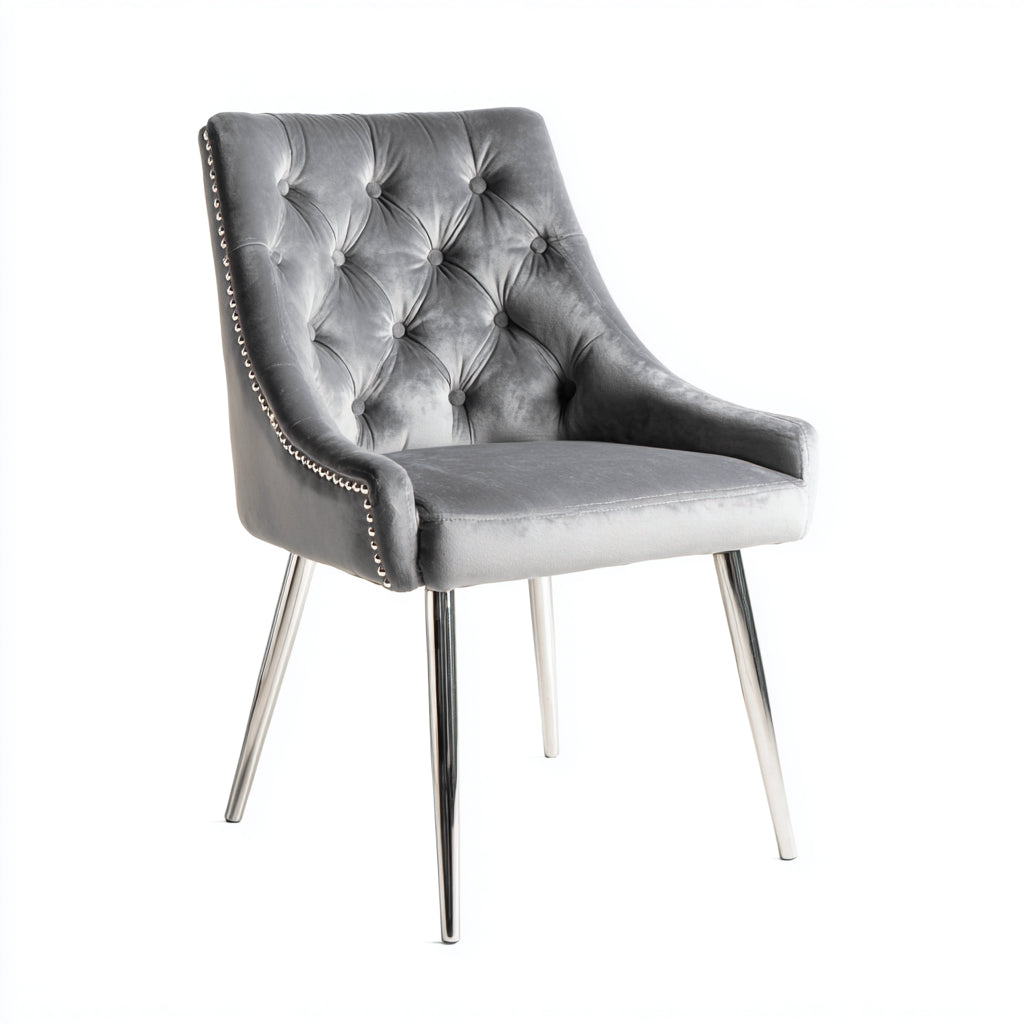 Silla de comedor tapizada en terciopelo gris con patas metálicas plateadas 52x60x90 cm - respaldo acolchado con botones y borde tachonado - estilo moderno elegante para comedor